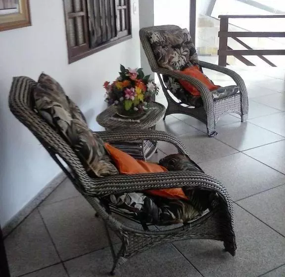 Majatalo Suítes Tropicana Guesthouse