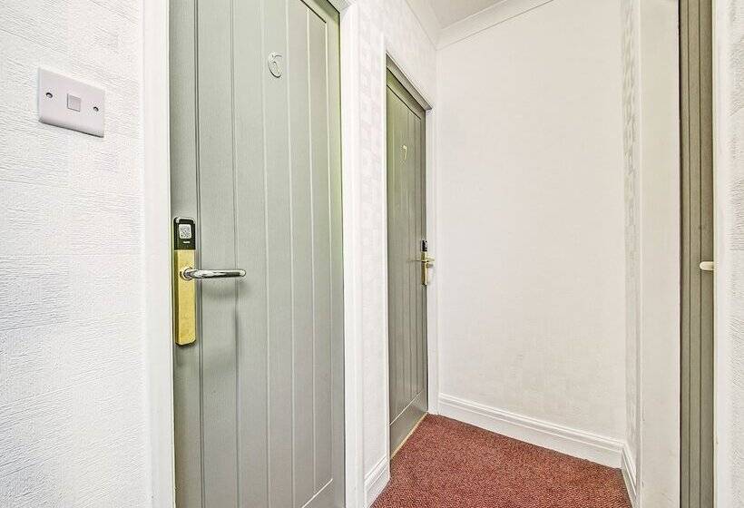 The Sherwood Palm Hotel, Torquay Beach