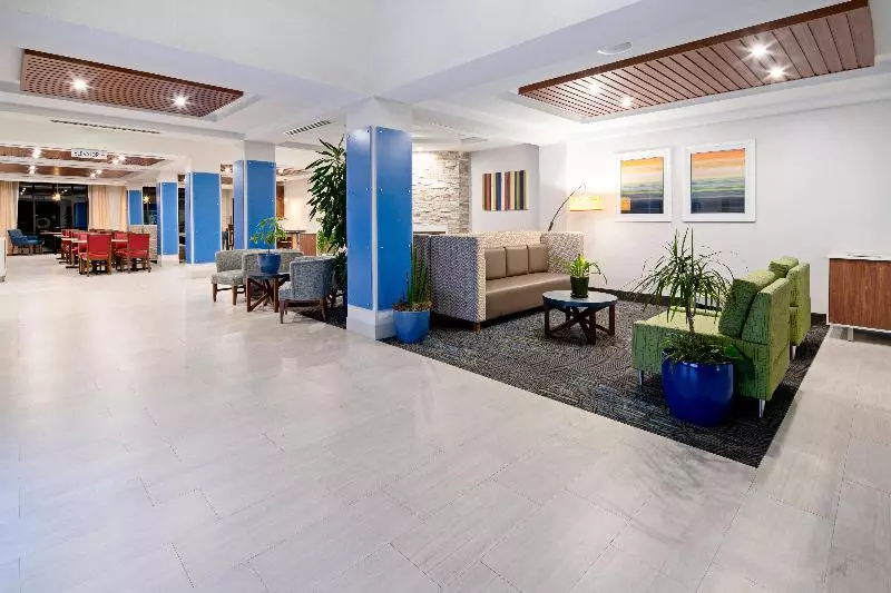 Holiday Inn Express Hotel & Suites Atascadero, An Ihg