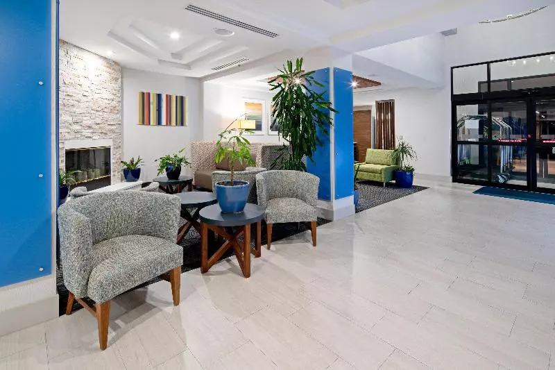 Holiday Inn Express Hotel & Suites Atascadero, An Ihg