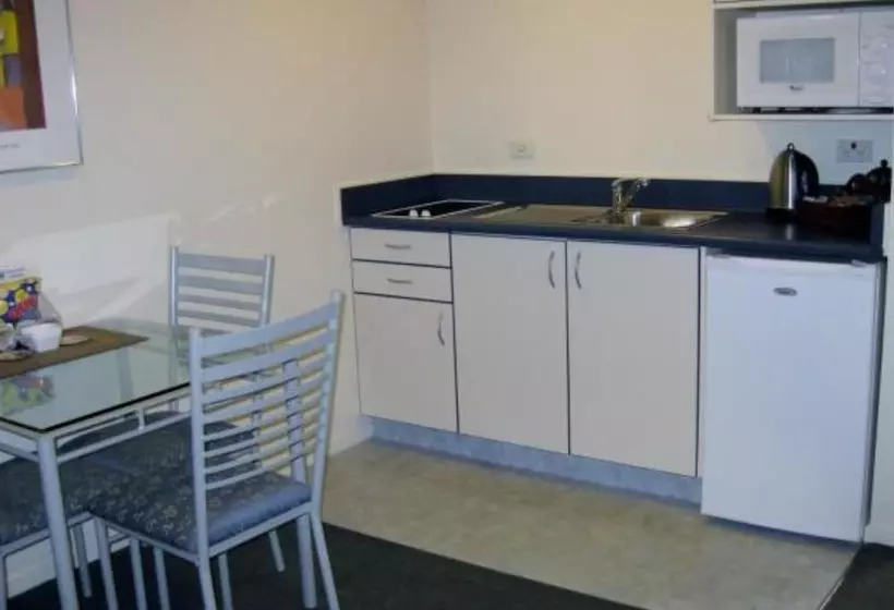 בית מלון כפרי Asure Cooks Gardens Motor Lodge