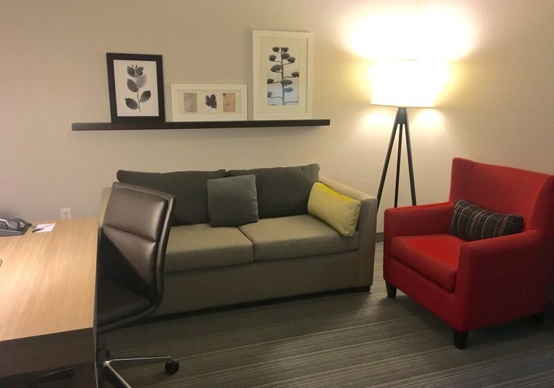 فندق Country Inn & Suites by Radisson, Austin North Pflugerville, TX