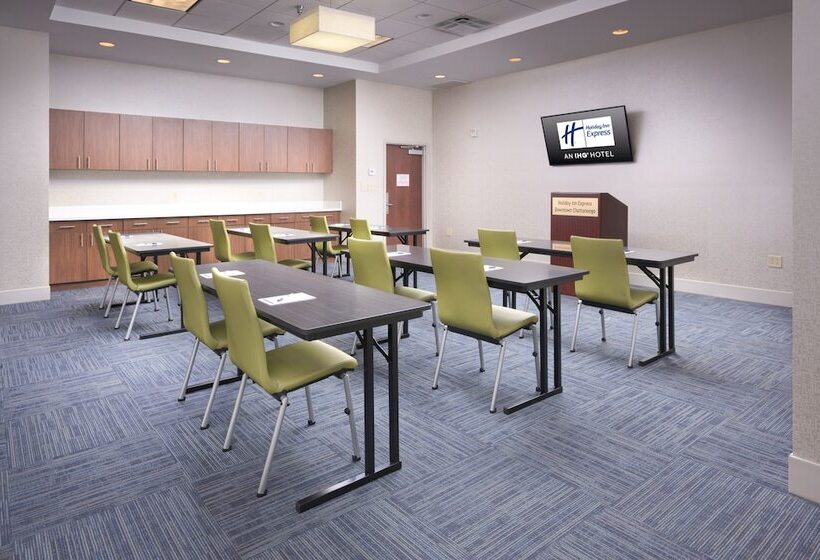 Holiday Inn Express Hotel & Suites Chattanooga Downtown, An Ihg