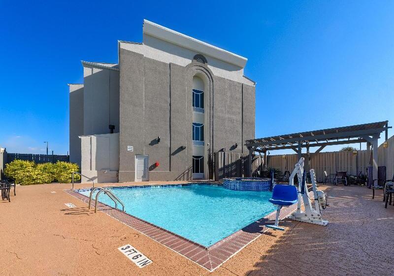 Holiday Inn Express Hotel And Suites Bastrop, An Ihg