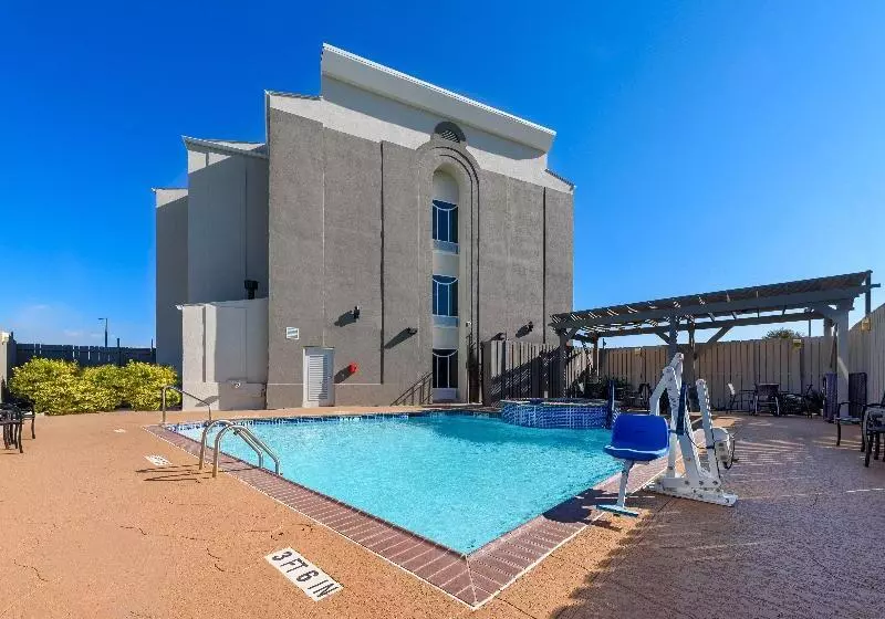 Holiday Inn Express Hotel And Suites Bastrop, An Ihg