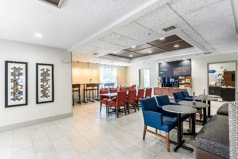 Holiday Inn Express Hotel And Suites Bastrop, An Ihg