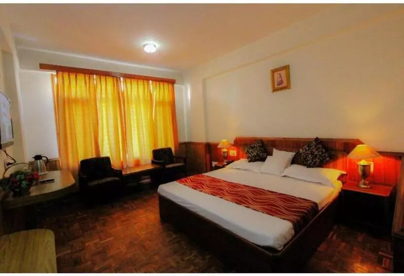 هتل Khushboo Resorts, Manali