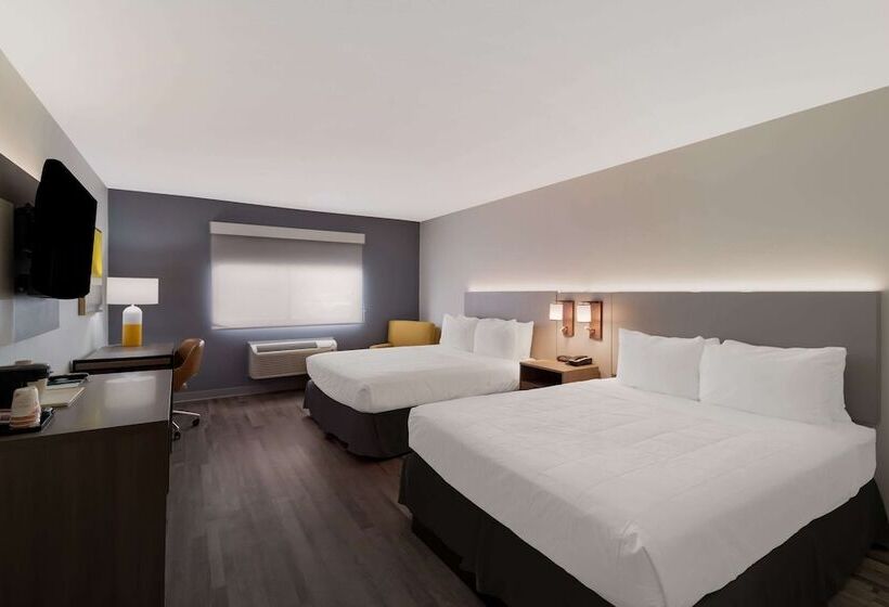 בית מלון כפרי Quality Inn & Suites