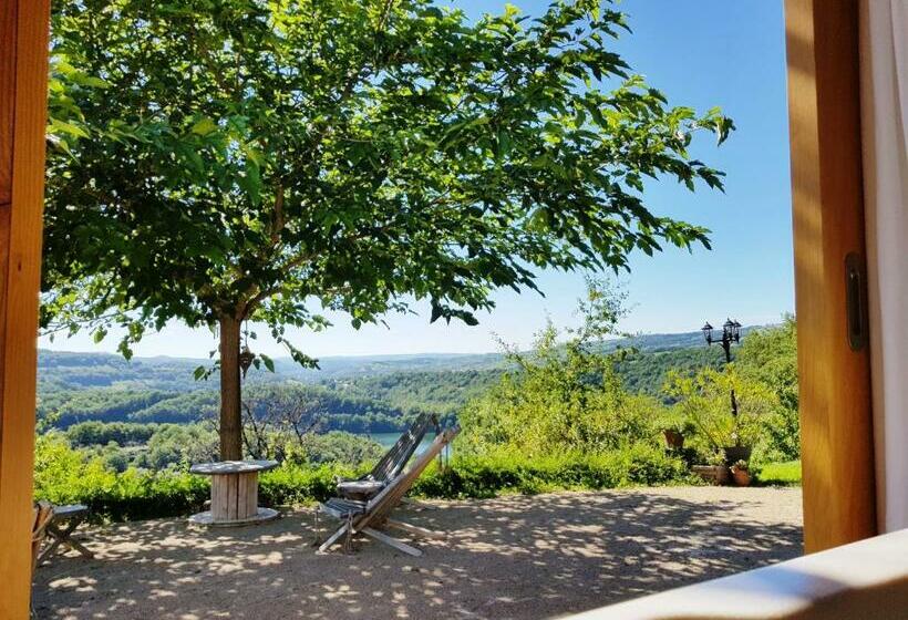 مبيت وإفطار Les Hôtes Du Lac, Chambres Et Tables D Hôtes