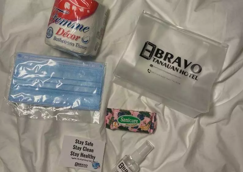 ホテル Bravo Tanauan