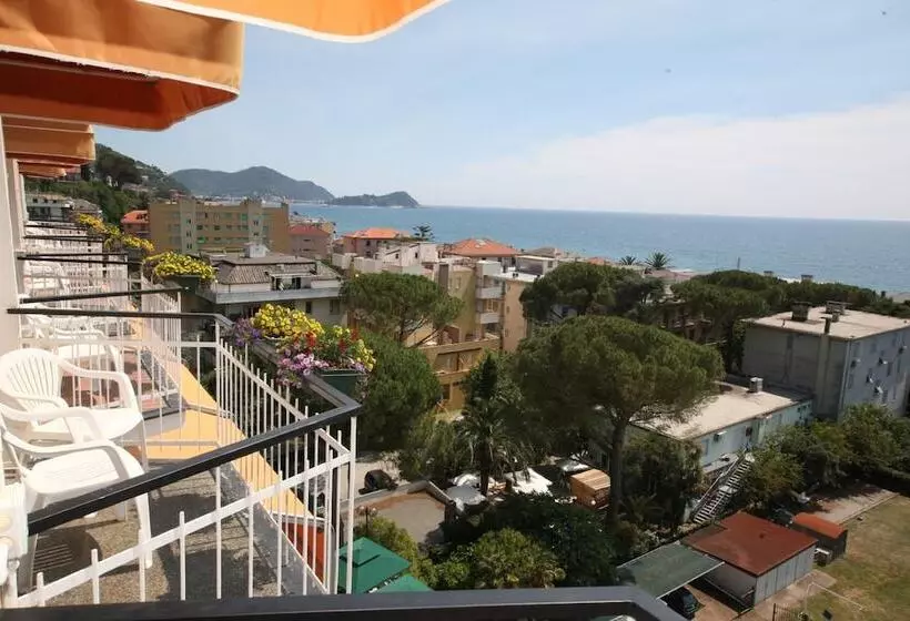 Hotelli Mediterraneo