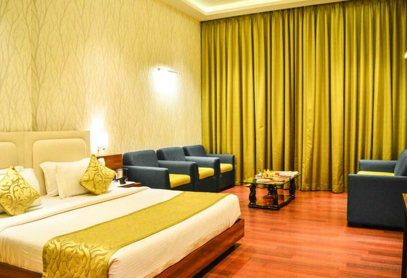 Shamrock Greens By Jardin Hotels