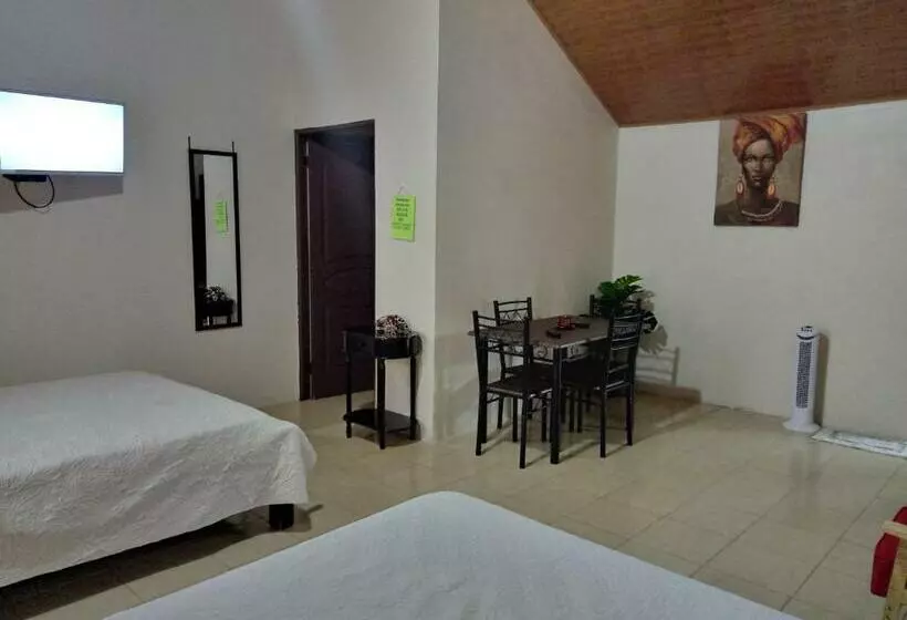 Majatalo Habitaciones El Corral