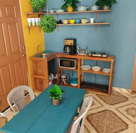 ユースホステル Hostal Victoria, Tonosí
