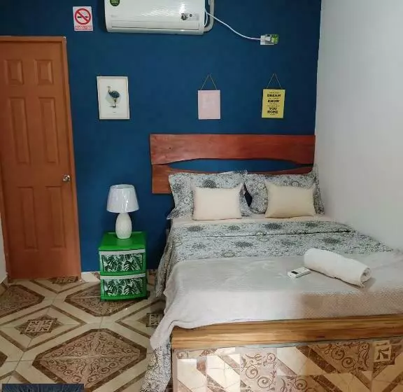 ユースホステル Hostal Victoria, Tonosí