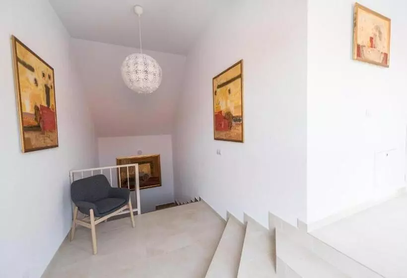 ベッドアンドブレックファースト Casa Botár Vendégház