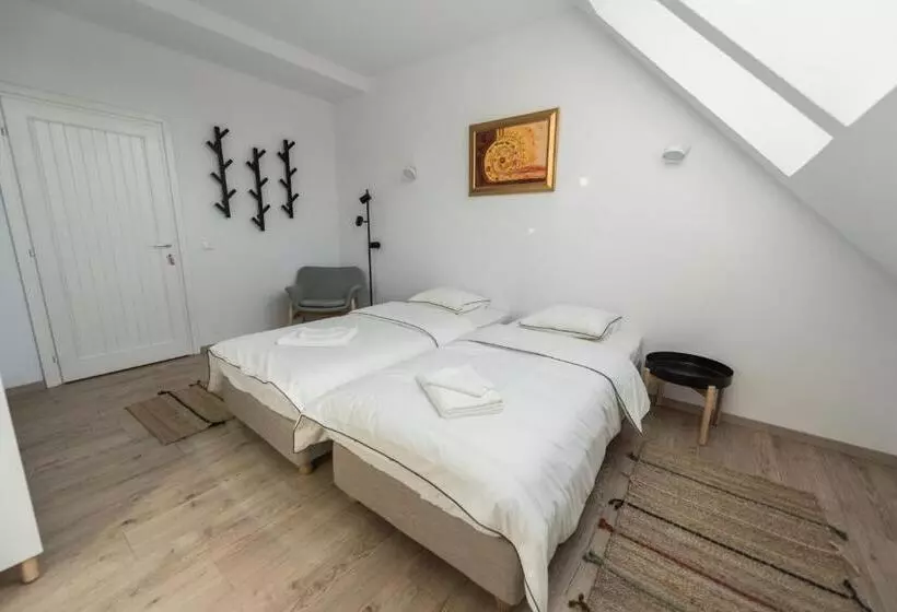 ベッドアンドブレックファースト Casa Botár Vendégház