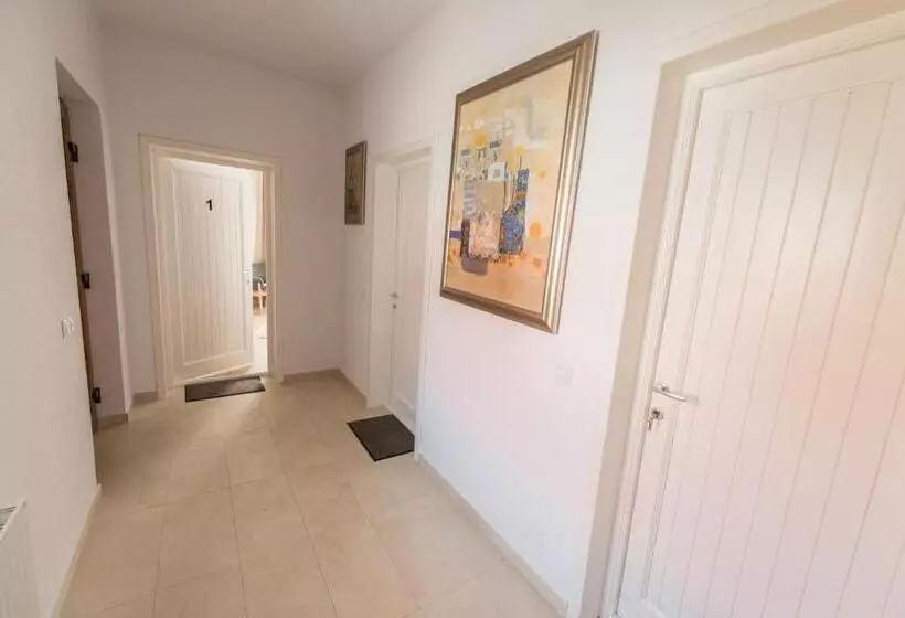 ベッドアンドブレックファースト Casa Botár Vendégház