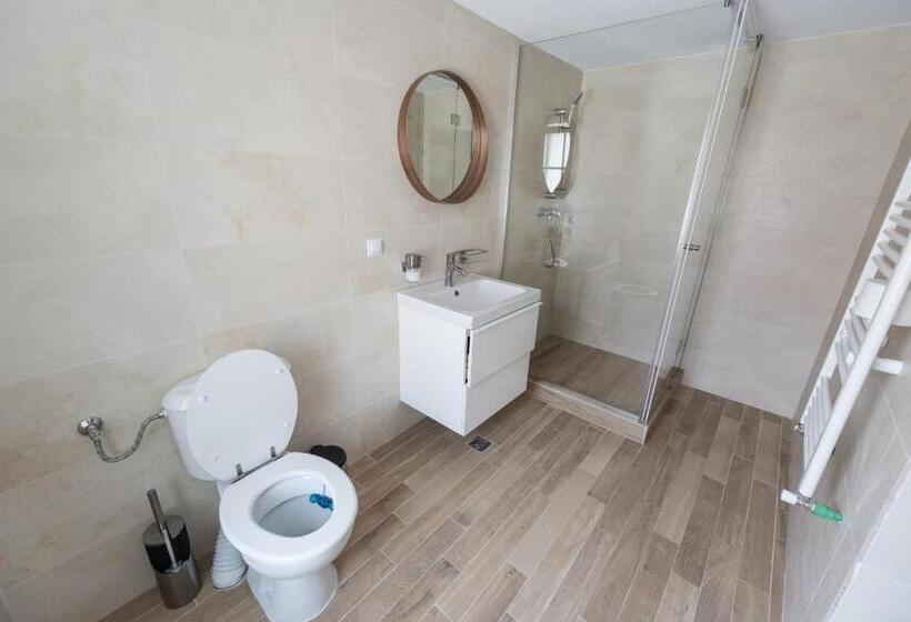 تختخواب و صبحانه Casa Botár Vendégház