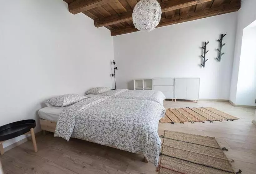 ベッドアンドブレックファースト Casa Botár Vendégház