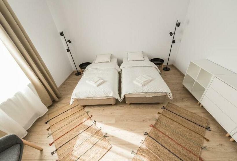 تختخواب و صبحانه Casa Botár Vendégház