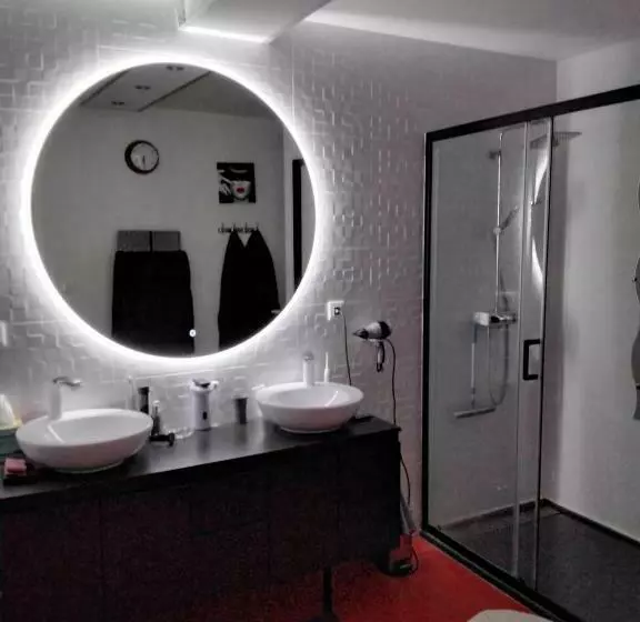 Bed and Breakfast La Cabirotte
