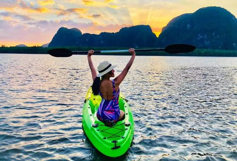 Majatalo Jamesbond Bungalow Koh Panyee