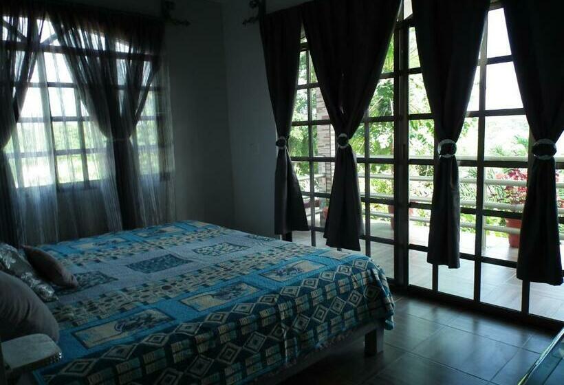 Пансион Posada Yaxche