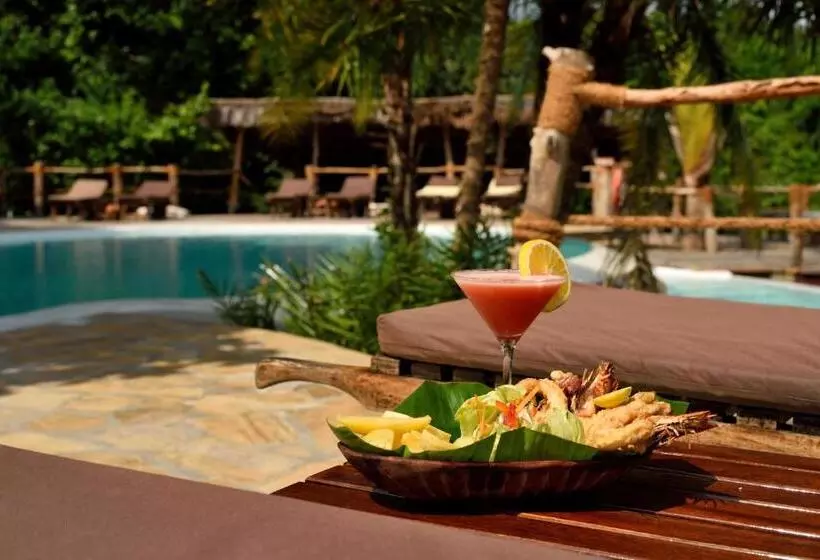 Lomakeskus Fundu Lagoon