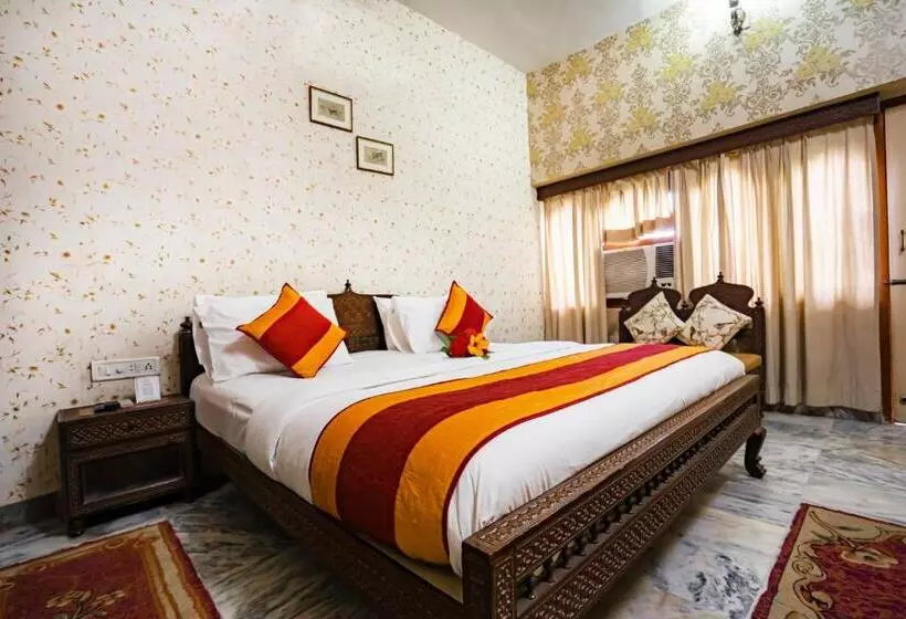ホテル Chandrawati Palace