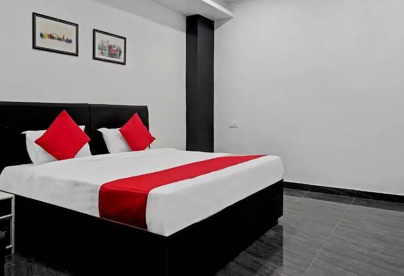 Hotelli Collection O Gauri Shree