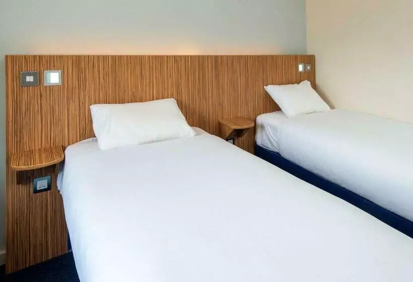 Hotelli Ibis Budget Portishead Marina