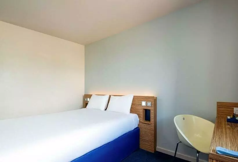 Hotelli Ibis Budget Portishead Marina