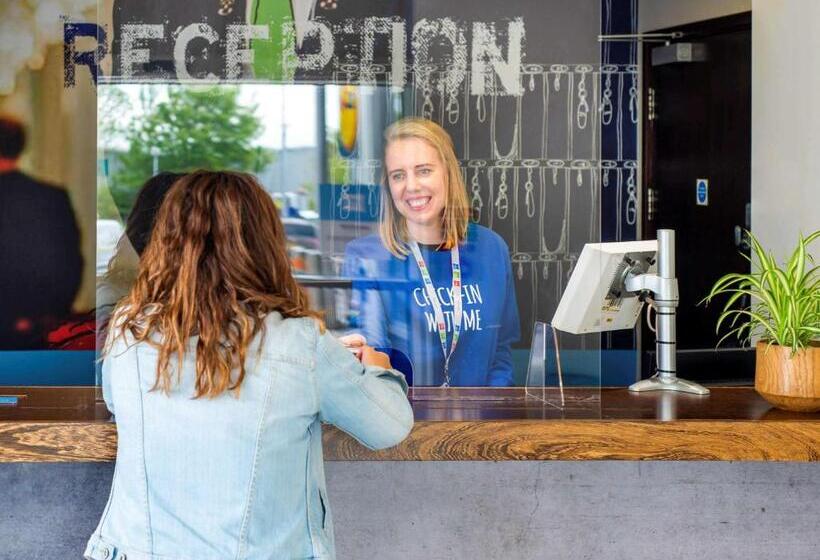 ホテル Ibis Budget Portishead Marina