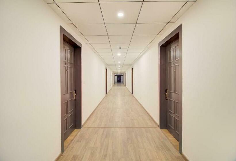 호텔 Oyo Townhouse 127 Alpha