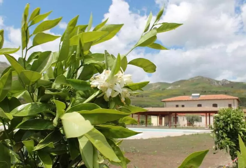 هتل Tenuta Lanza Il Mulino