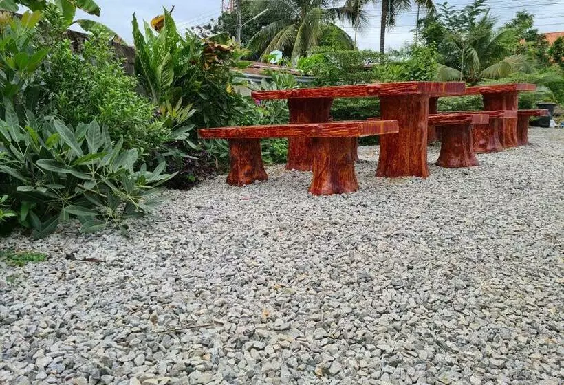 Hotelli Vamin Resort Chiangkhan Loei วามินทร์รีสอร์ท เชียงคาน เลย