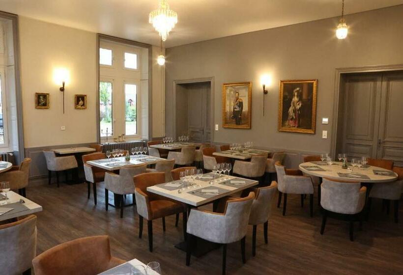 膳宿费 Château De Petit Bois