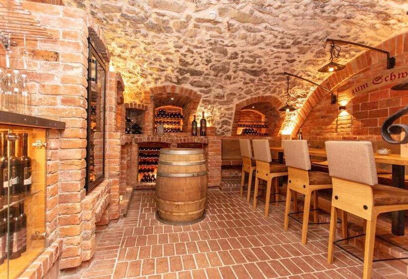 ユースホステル Wirts Haus Zum Schweizer