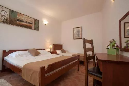 پانسیون Guest House Medin