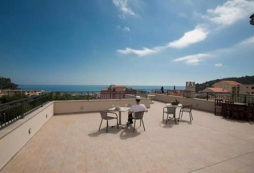 پانسیون Guest House Medin