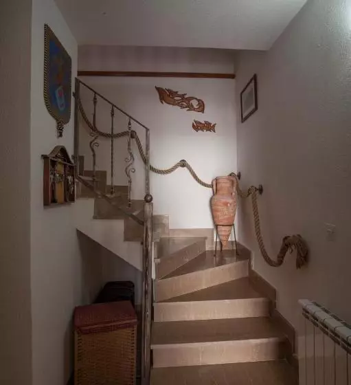 پانسیون Guest House Medin