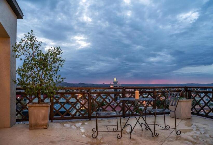 پانسیون Haus Schwerinsburg Guest House