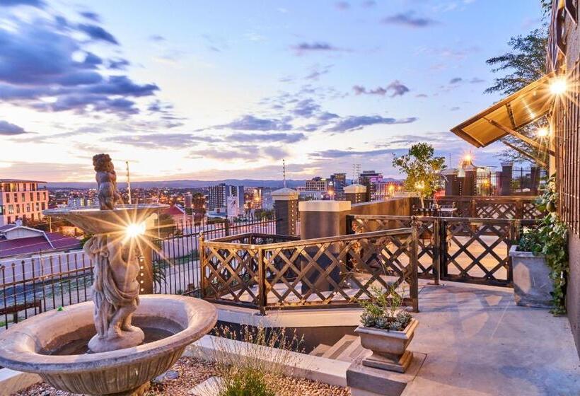 پانسیون Haus Schwerinsburg Guest House