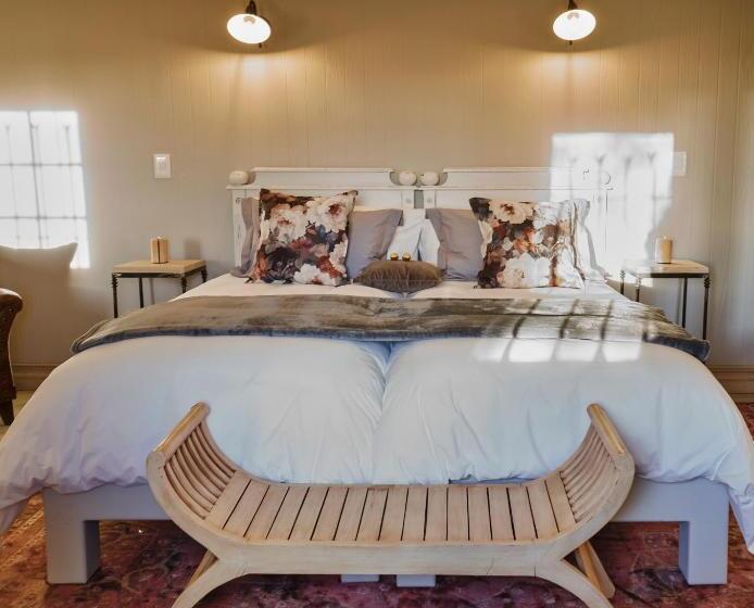 پانسیون Haus Schwerinsburg Guest House