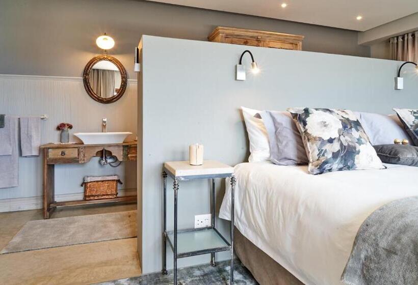 پانسیون Haus Schwerinsburg Guest House