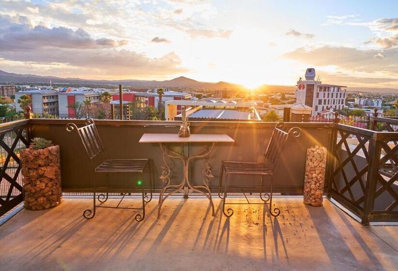 پانسیون Haus Schwerinsburg Guest House