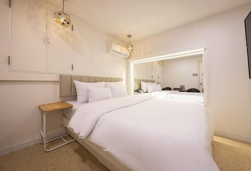 Cheonan Honeymoon Motel