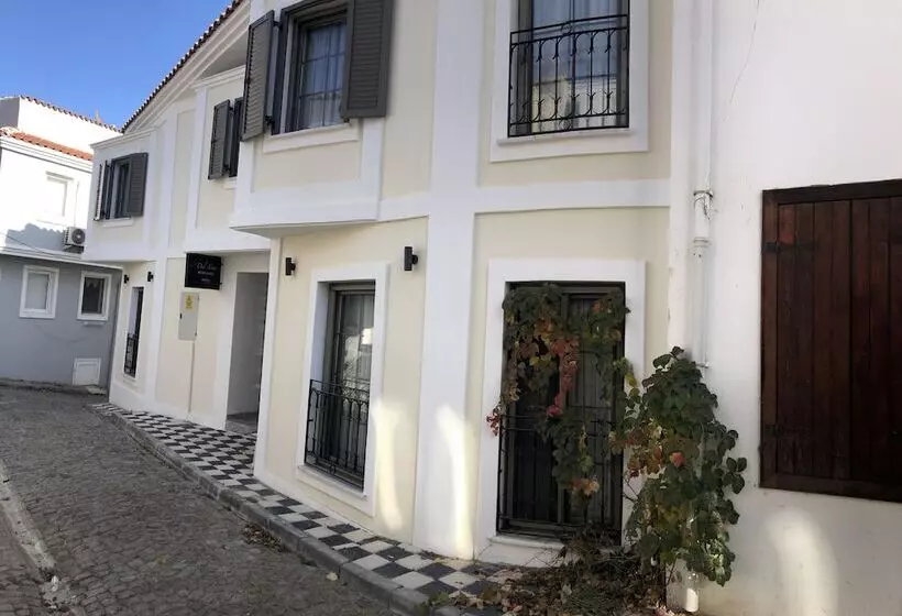 هتل Del Mar