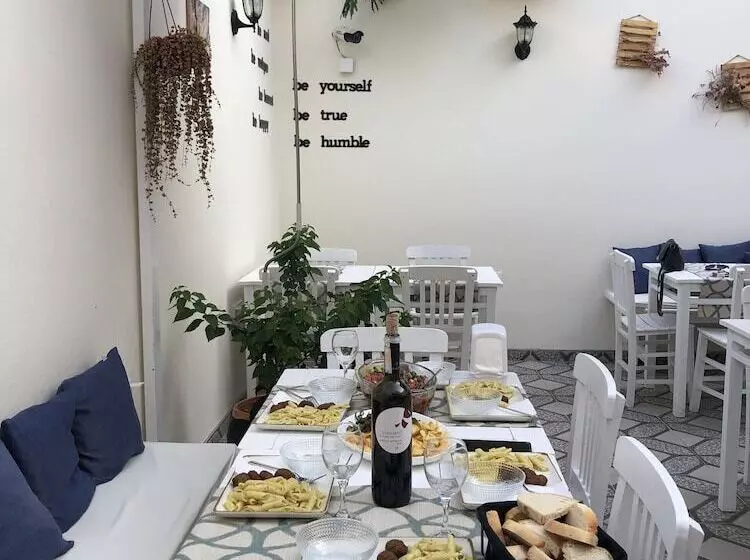 هتل Del Mar